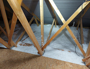 Zateplení novostavby rodinného domu pomocí foukané izolace